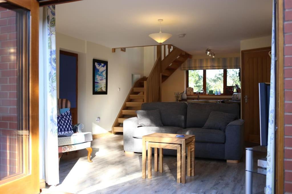 Little Bridge Cottage Lea Marston Esterno foto