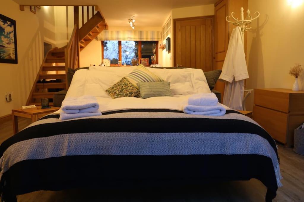 Little Bridge Cottage Lea Marston Esterno foto